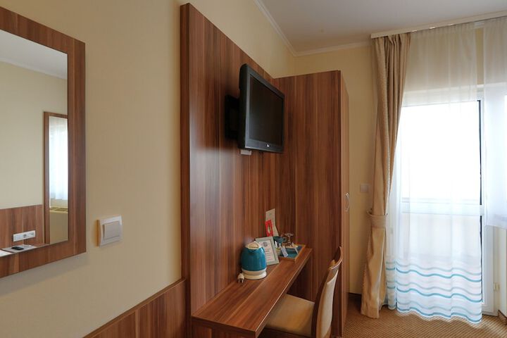 Room 17 of 88