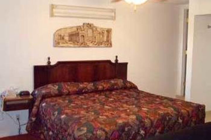 Photo of Holiday Motel