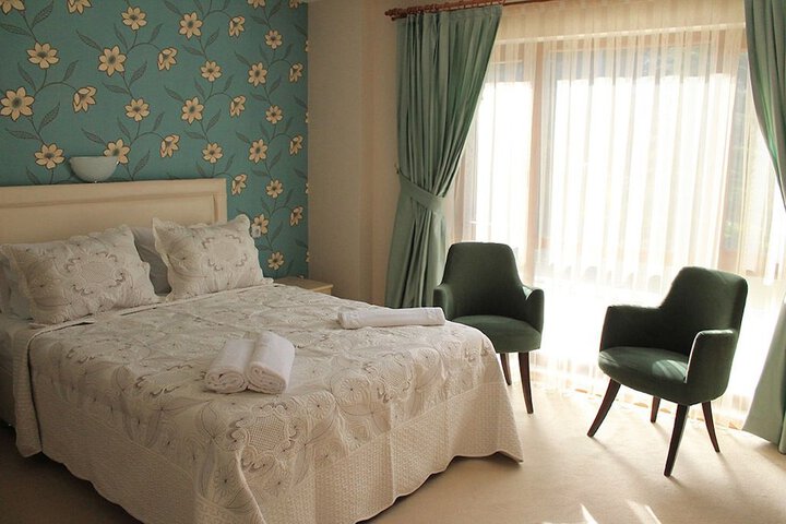 Room 8 of 29