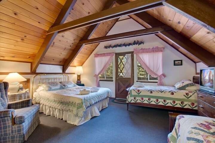 Room 2 of 11