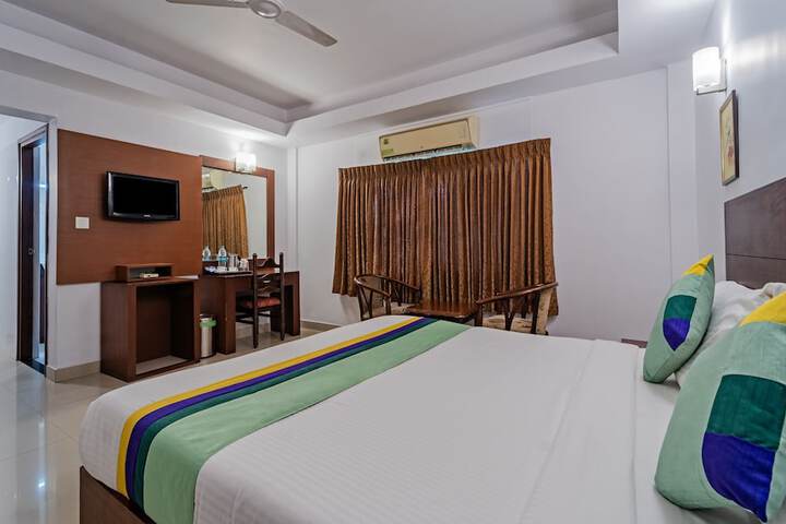 Room 15 of 33