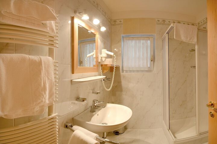Room 47 of 72