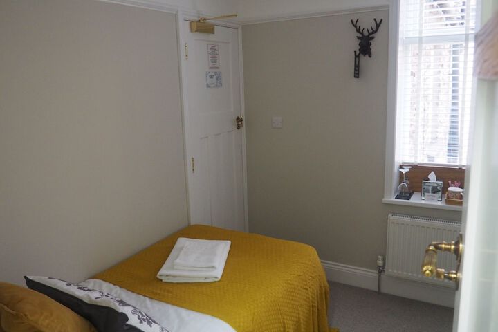 Room 4 of 30