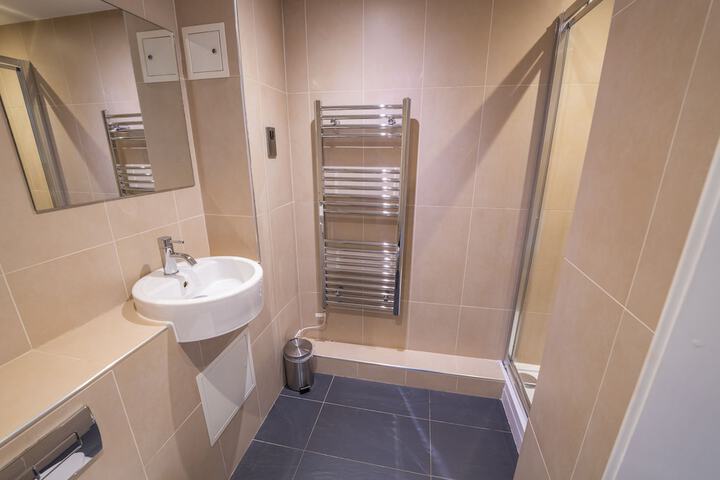 Clean Restrooms