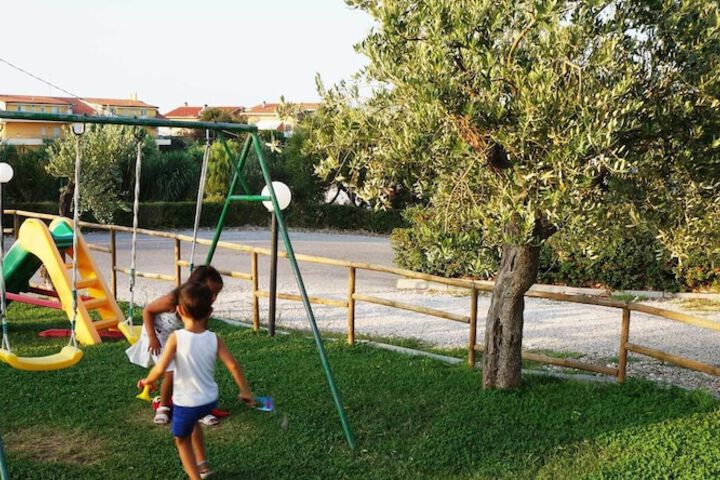 Childrens Activities 20 of 34