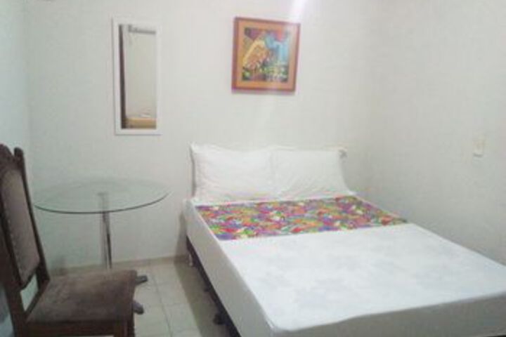 Room 10 of 30