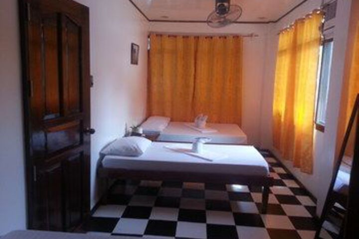 Room 14 of 31