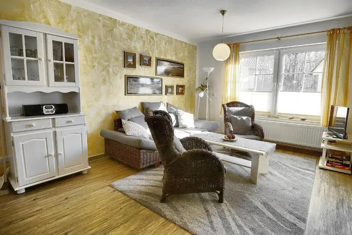 Room 3 of 11
