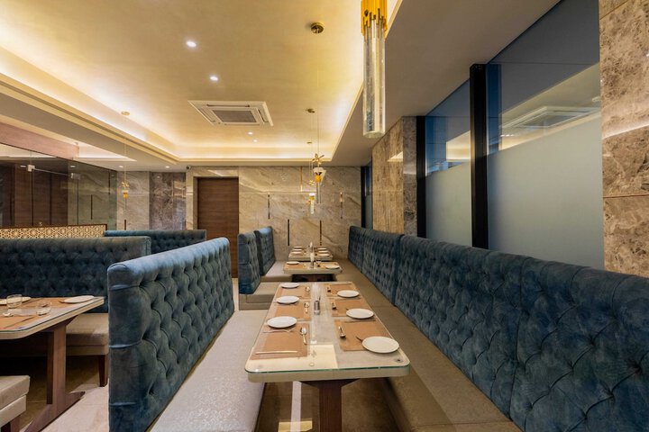 Dining 81 of 100