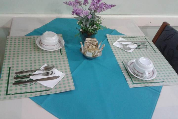 Dining 28 of 45