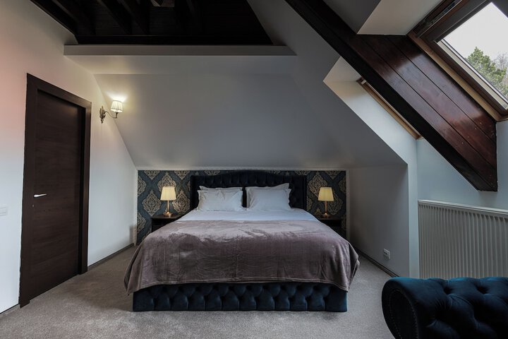 Room 14 of 70