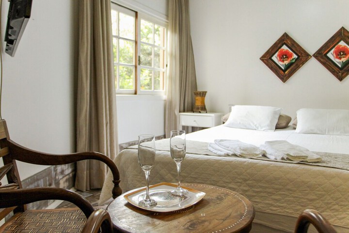 Room 20 of 48