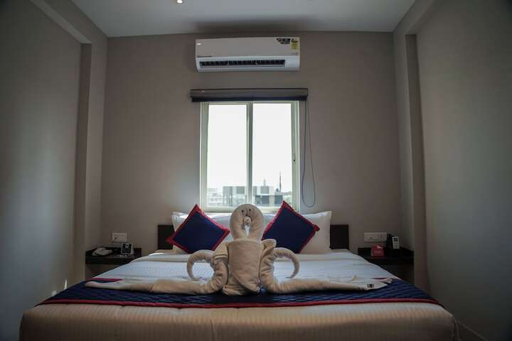 Room 3 of 5