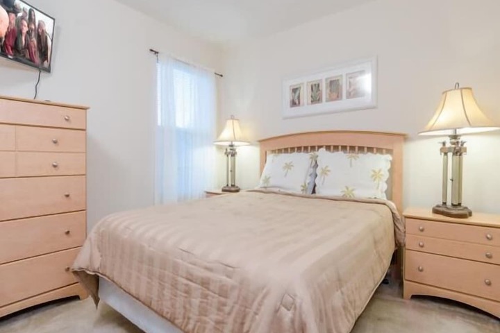 Room 2 of 41
