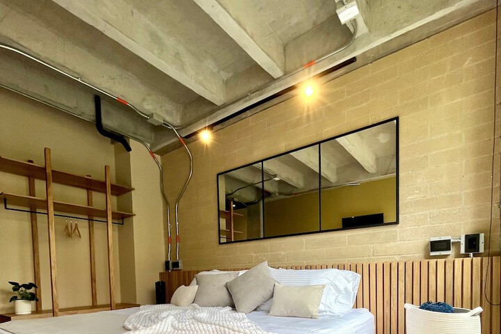 Room 40 of 188