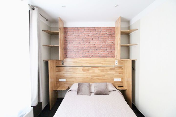 Room 44 of 71