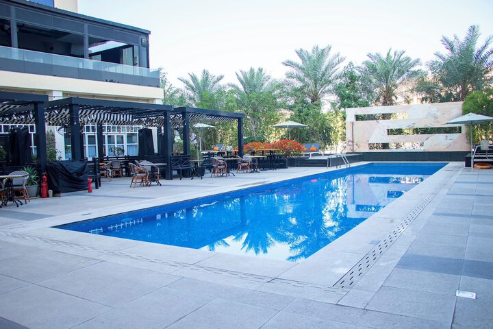 Pool 23 of 40