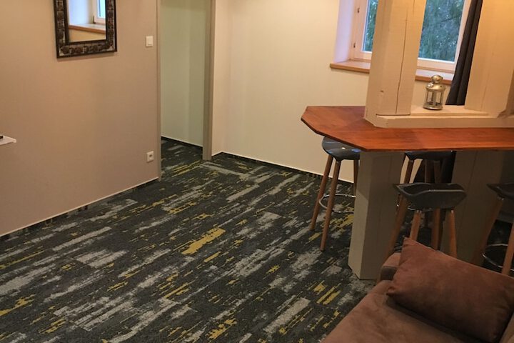 Room 25 of 46