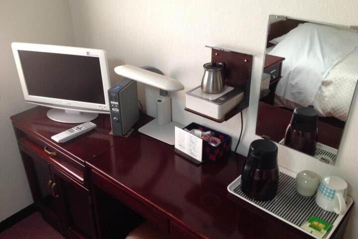 Room 14 of 39