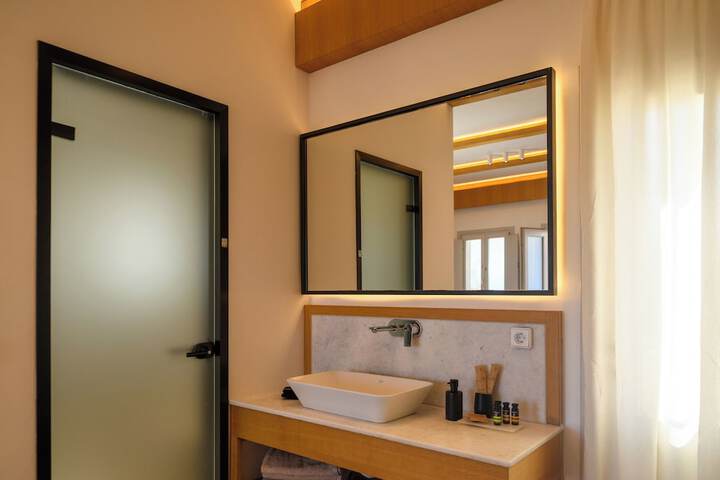 Room 148 of 199