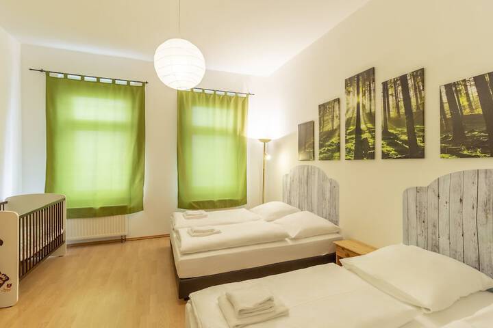 Room 40 of 114
