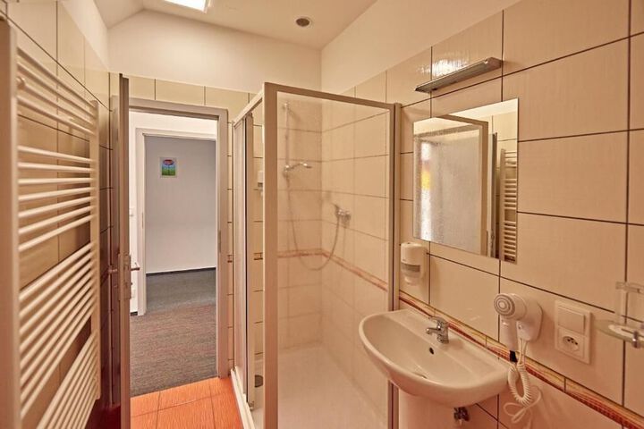 Room 49 of 91