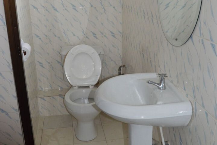 Room 12 of 15