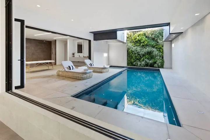 Pool 16 of 23