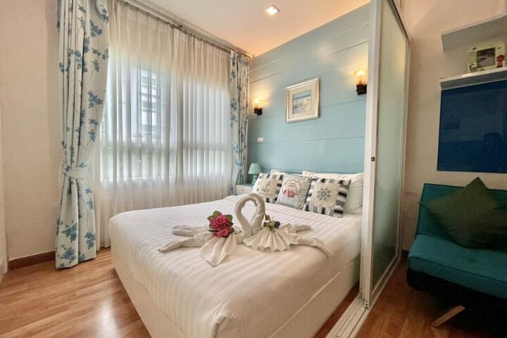 Room 3 of 49