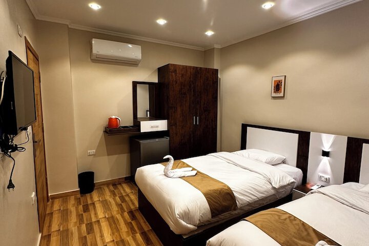 Room 19 of 63