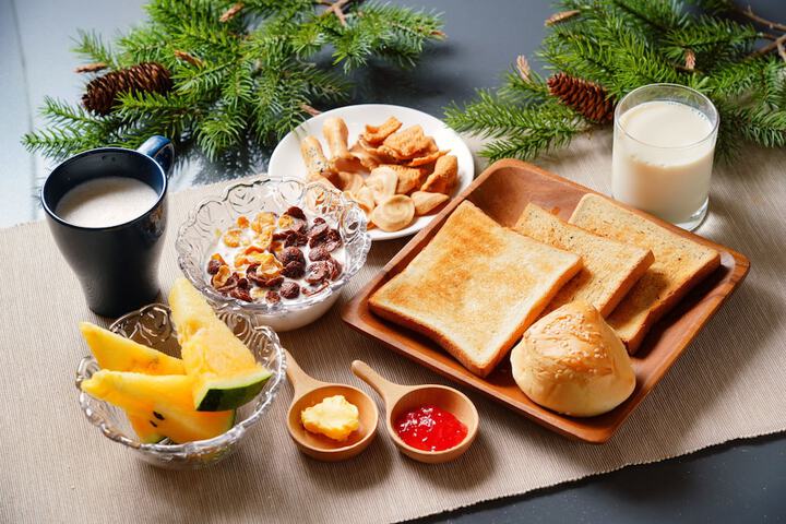 Breakfast/Coffee Service 53 of 61