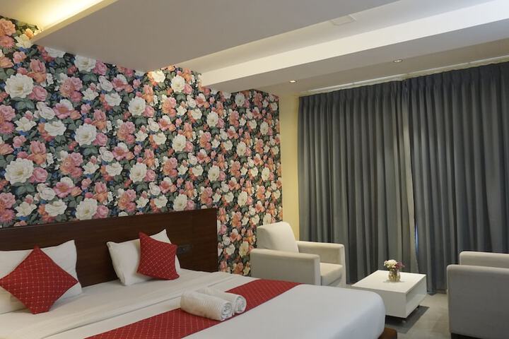 Room 19 of 128
