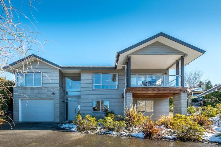 General 2 of 24