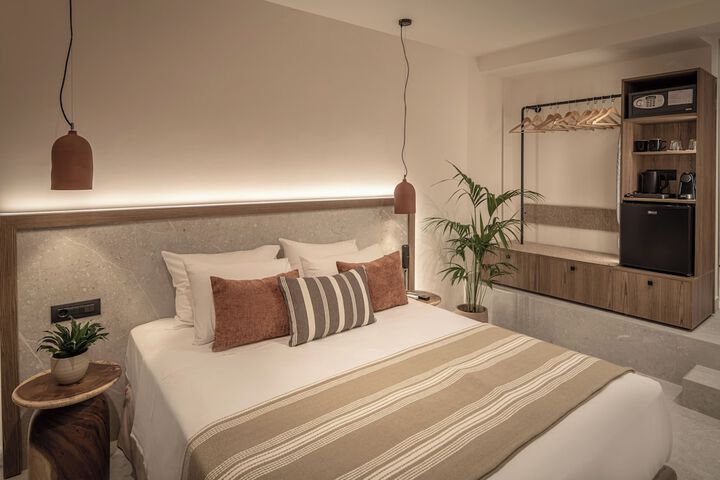 Room 40 of 133