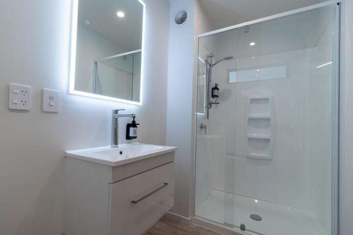 Room 15 of 42