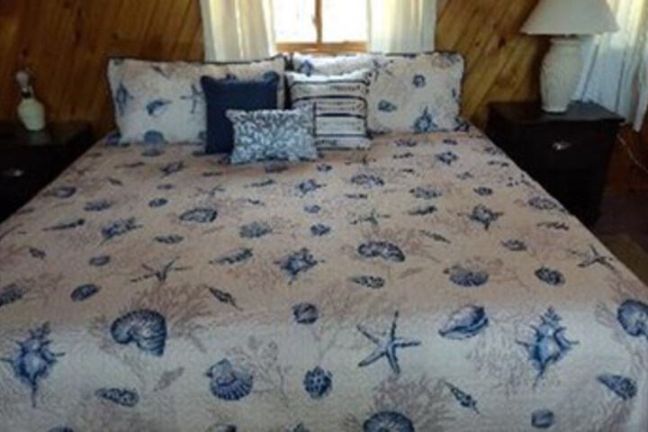 Room 11 of 17