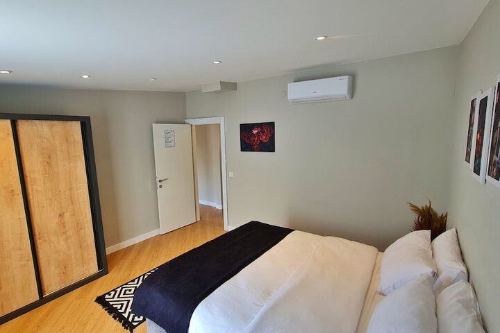 Room 13 of 43