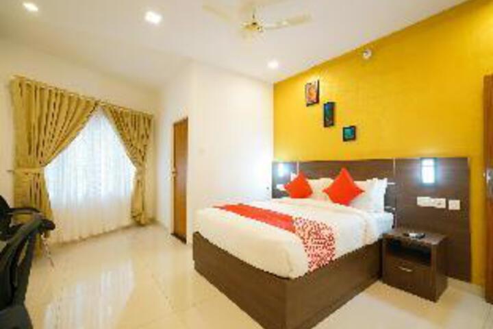 Room 6 of 20