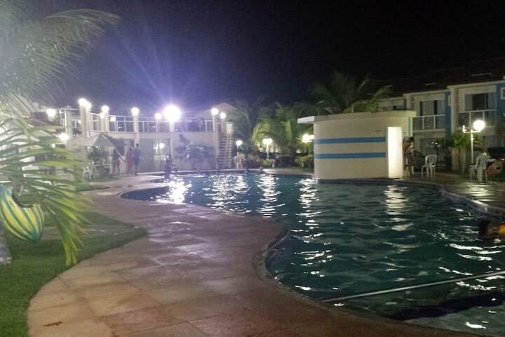 Pool 22 of 36