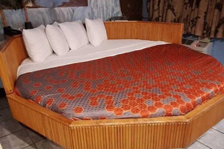 Hotel Interior 42 of 96