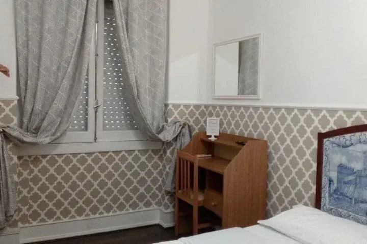 General 3 of 10