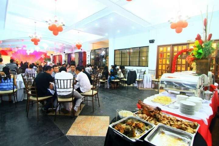 Ballroom/Hall 17 of 20