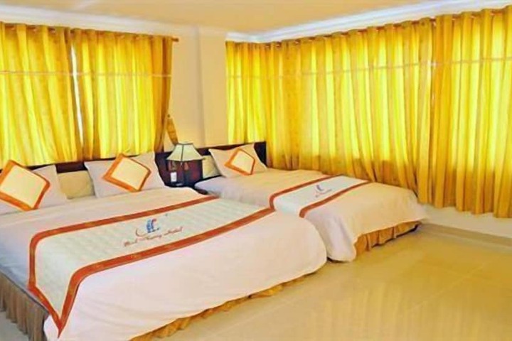 Room 14 of 30