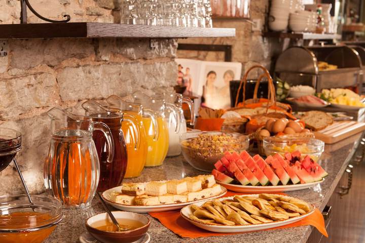 Breakfast/Coffee Service 42 of 70
