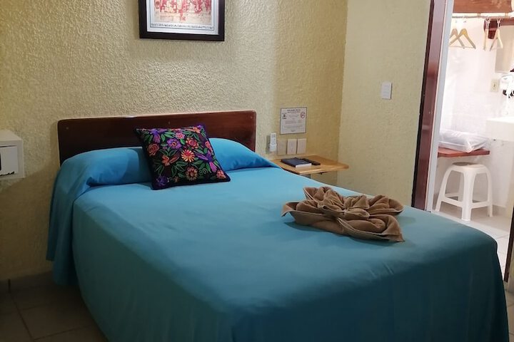 Room 1 of 17