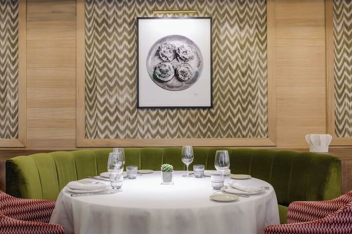 Dining 50 of 53