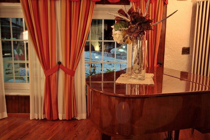 Hotel Interior 66 of 82
