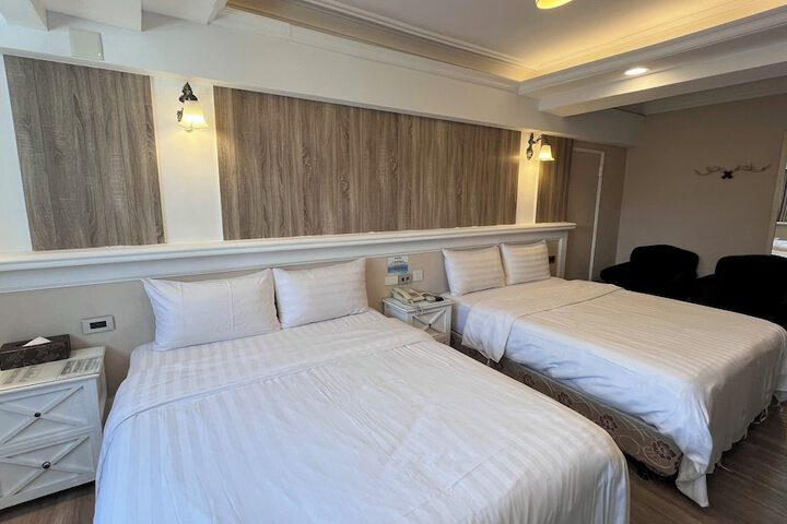 Room 20 of 26