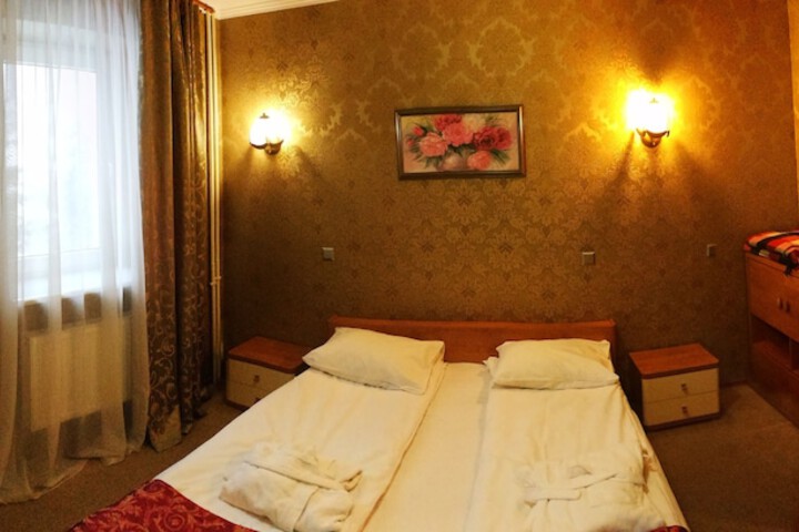 Room 12 of 61
