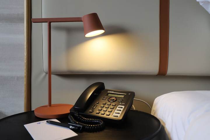 Room 13 of 60
